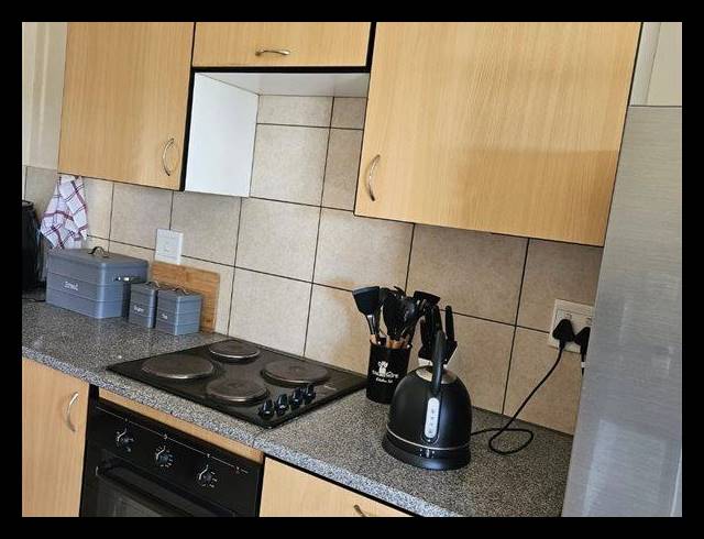 2 BEDROOM APARTMENT FOR SALE IN BRAAMFONTEIN WERF